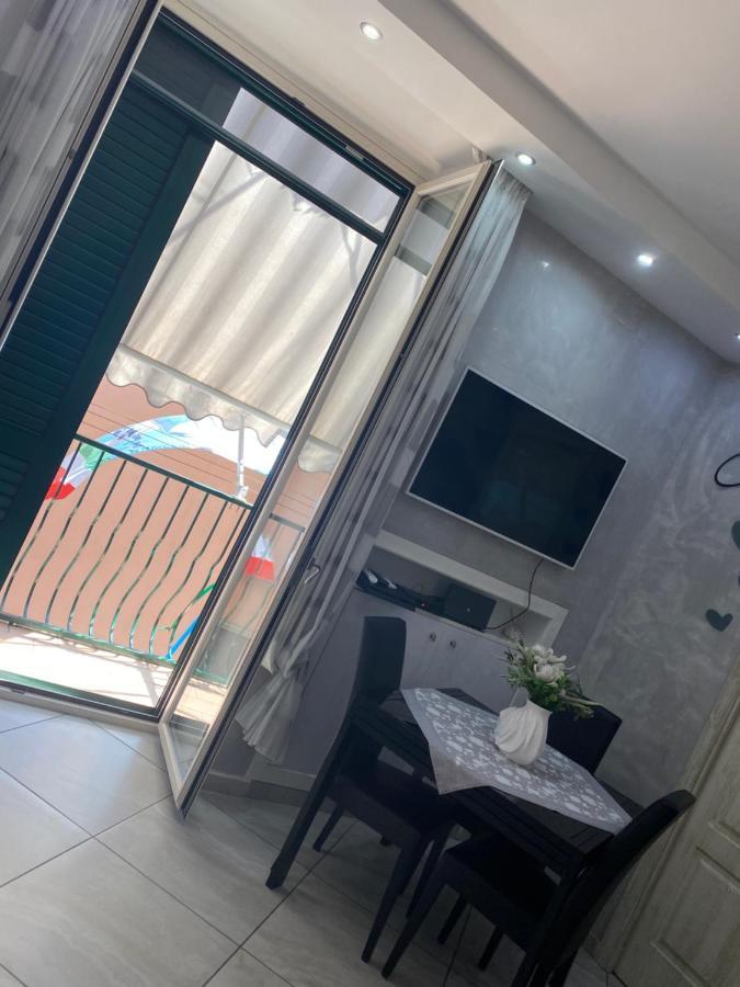Mare Fuori Appartment Napoli ภายนอก รูปภาพ
